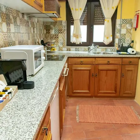 Casa Angulosa * Covilha