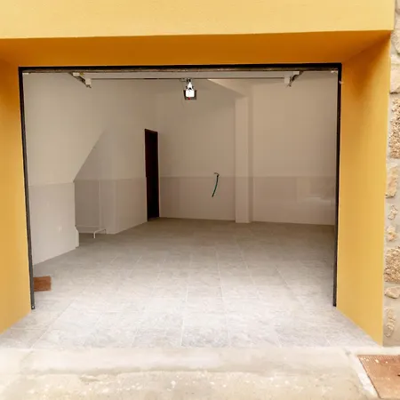 Casa Angulosa Casa de Férias